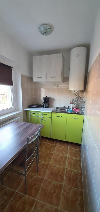 Garsoniera Horezu Apartment ภายนอก รูปภาพ